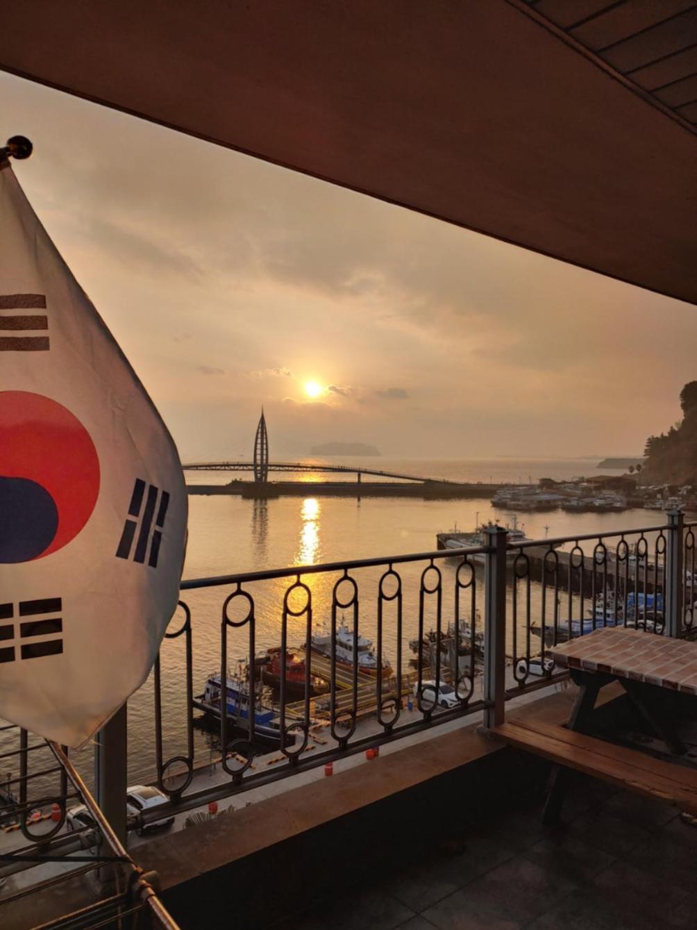 Seom Guesthouse Согвипхо Экстерьер фото