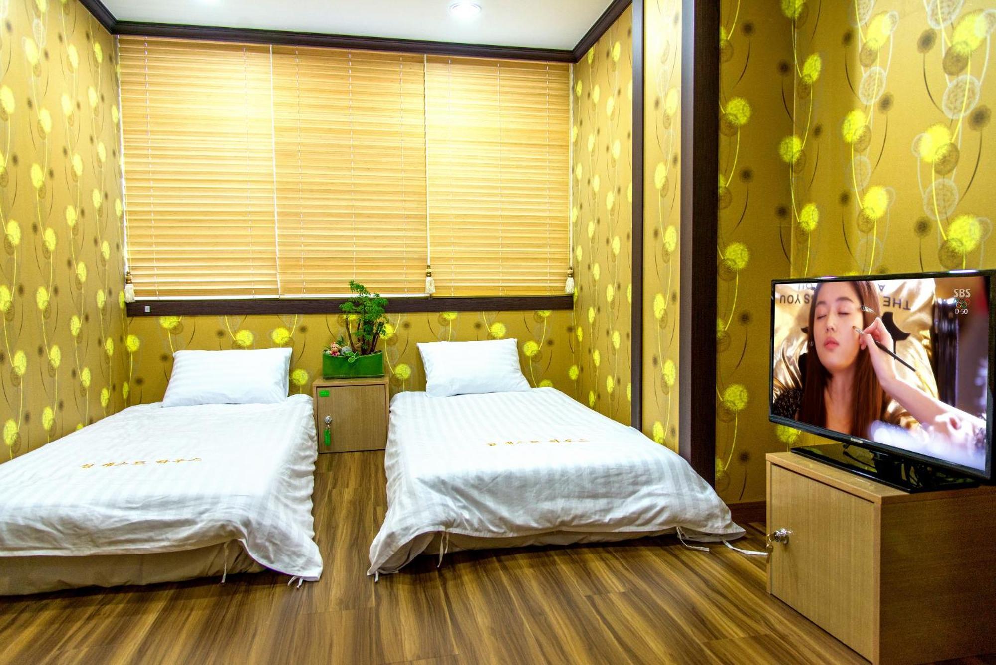 Seom Guesthouse Согвипхо Экстерьер фото
